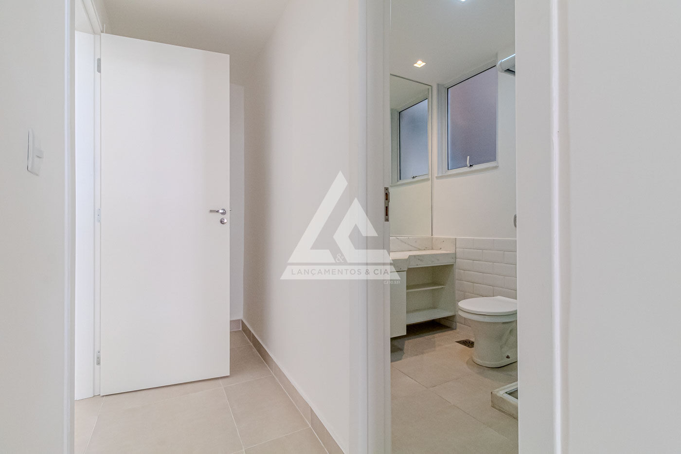 Apartamento à venda com 3 quartos, 135m² - Foto 5