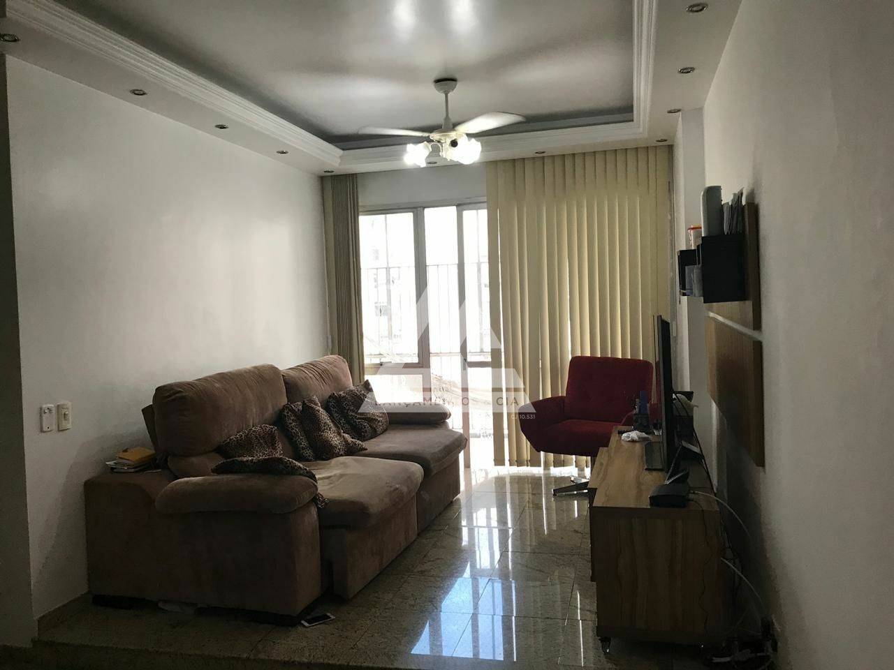 Apartamento à venda com 3 quartos, 111m² - Foto 1