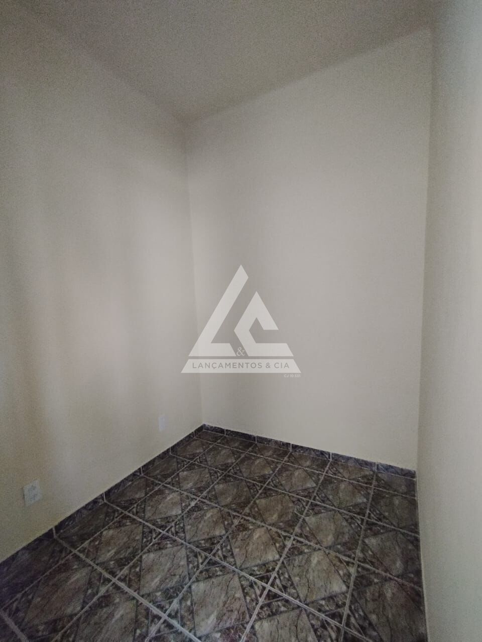 Apartamento à venda com 2 quartos, 66m² - Foto 10