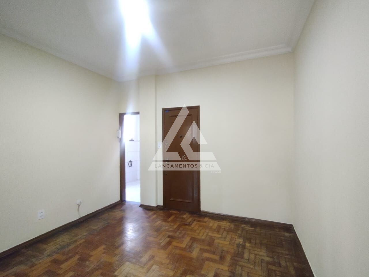 Apartamento à venda com 2 quartos, 66m² - Foto 6