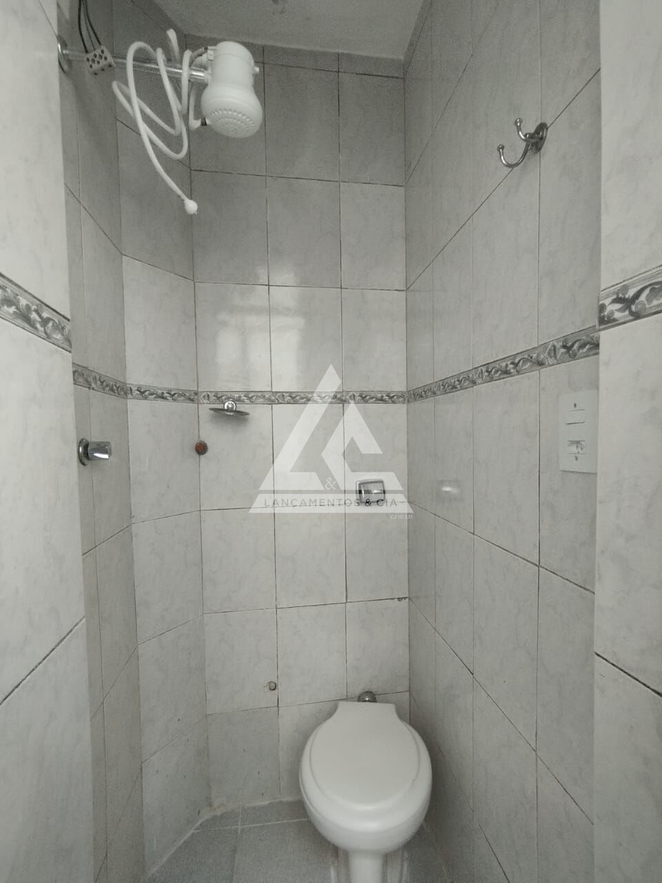 Apartamento à venda com 2 quartos, 66m² - Foto 12