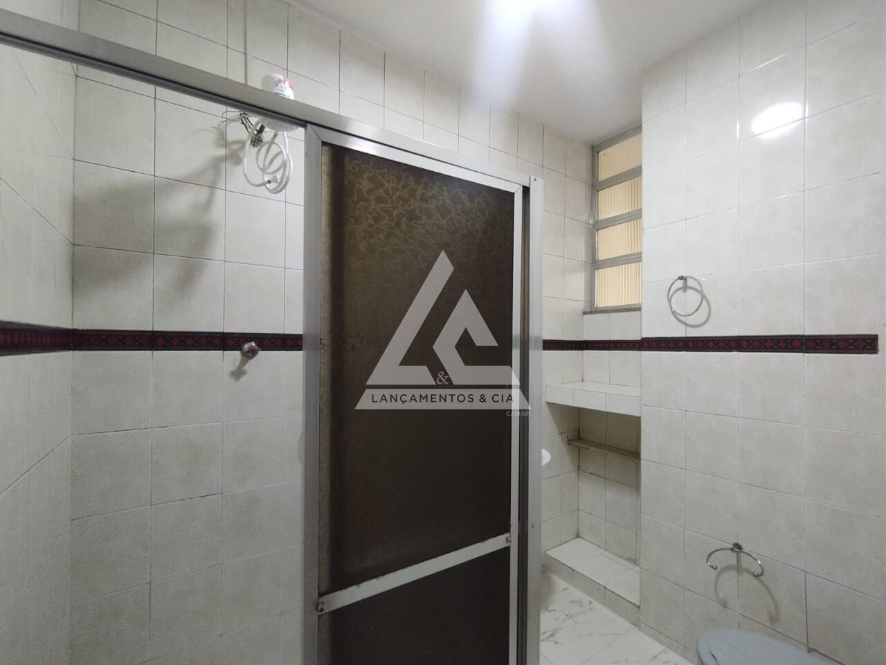 Apartamento à venda com 2 quartos, 66m² - Foto 8