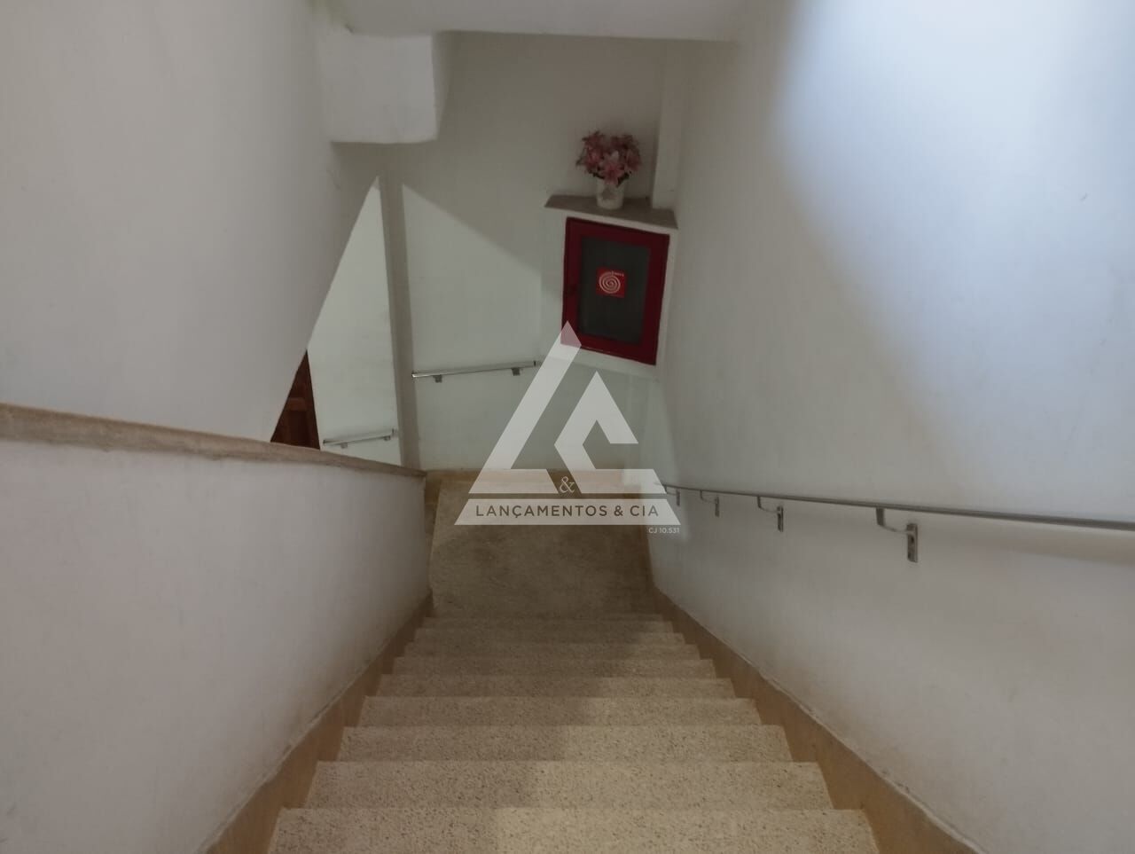 Apartamento à venda com 2 quartos, 66m² - Foto 16