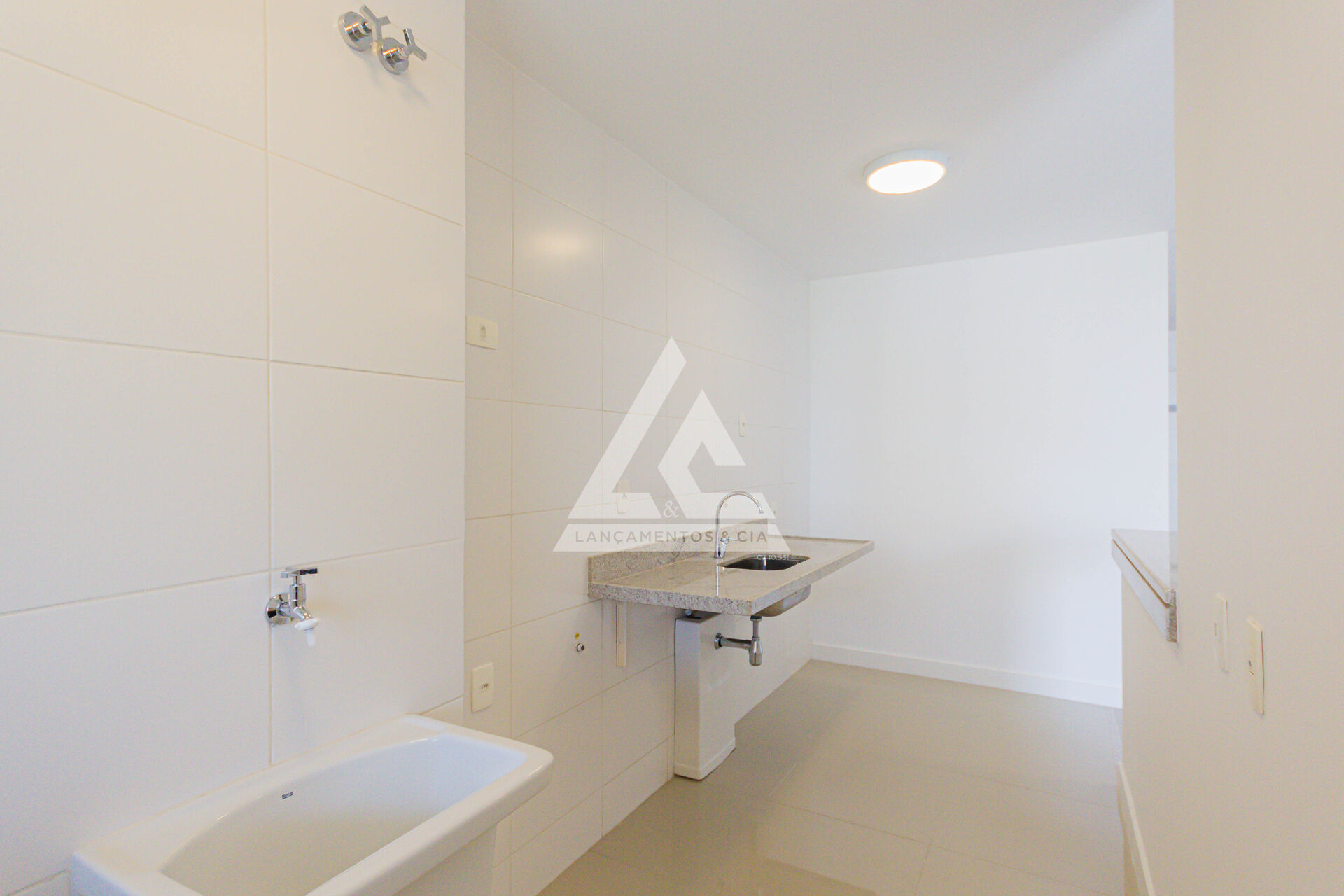 Apartamento à venda com 2 quartos, 86m² - Foto 17