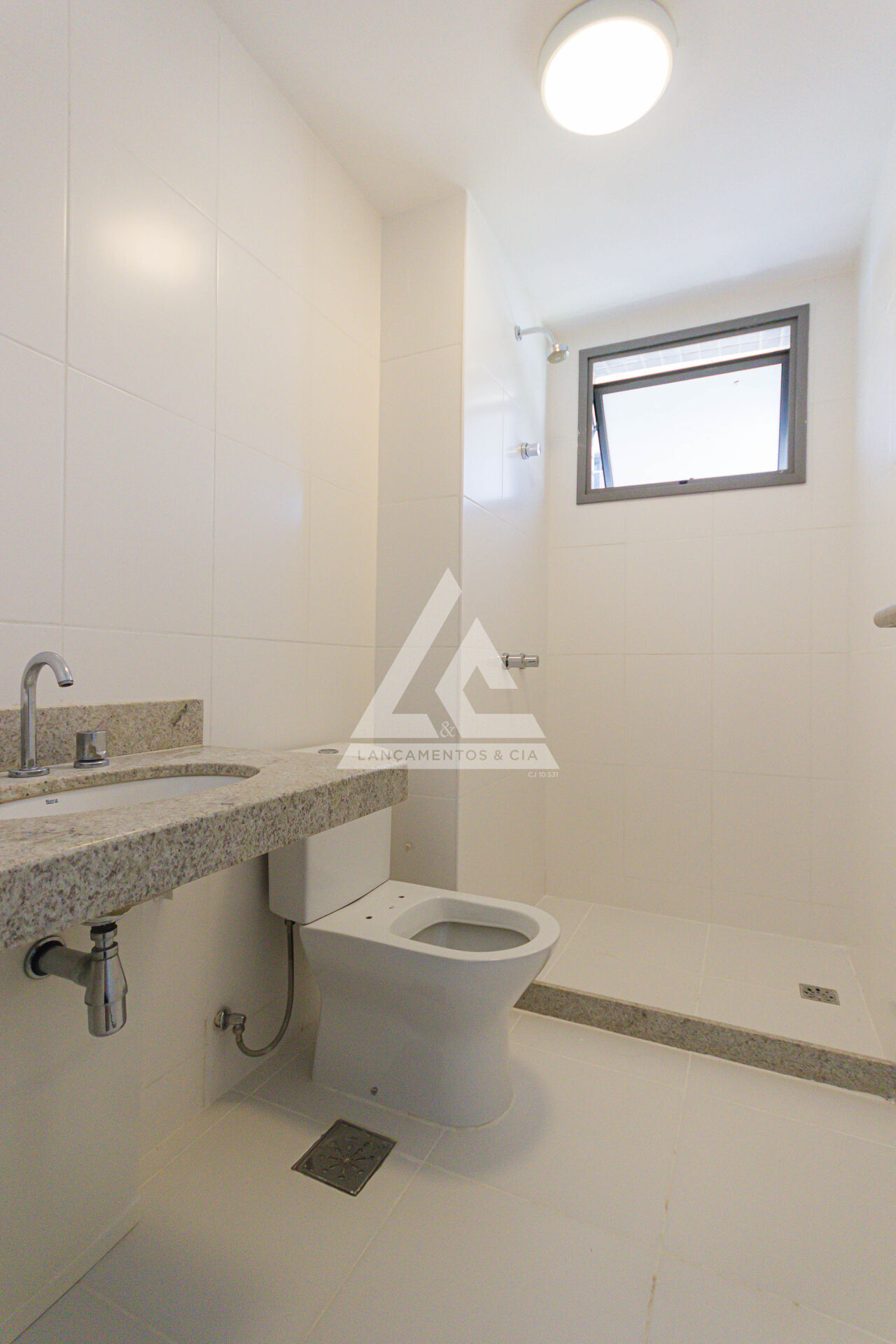 Apartamento à venda com 2 quartos, 86m² - Foto 13