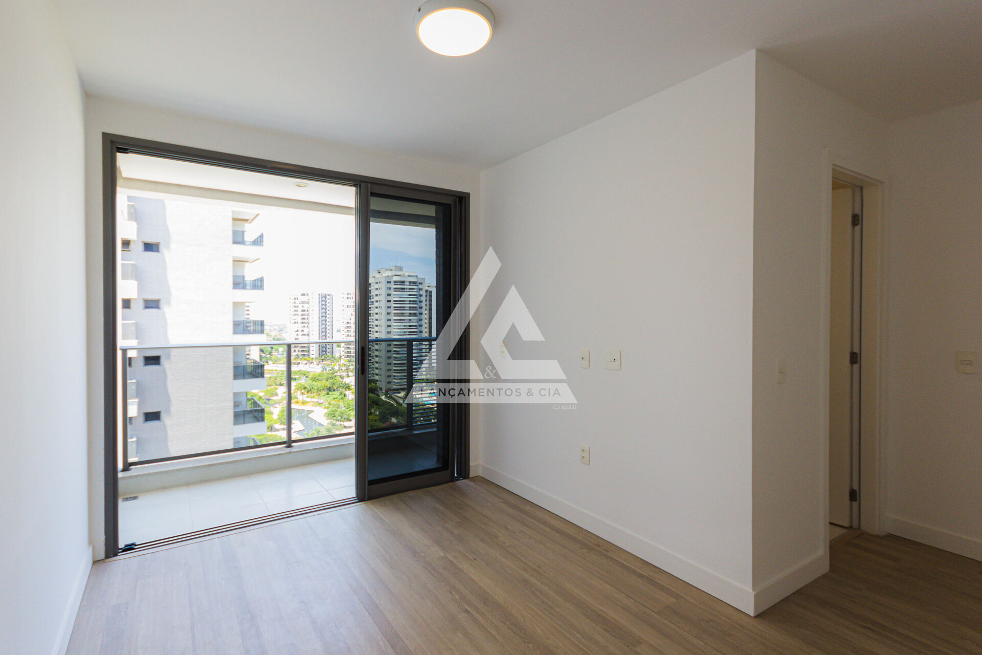 Apartamento à venda com 2 quartos, 86m² - Foto 6