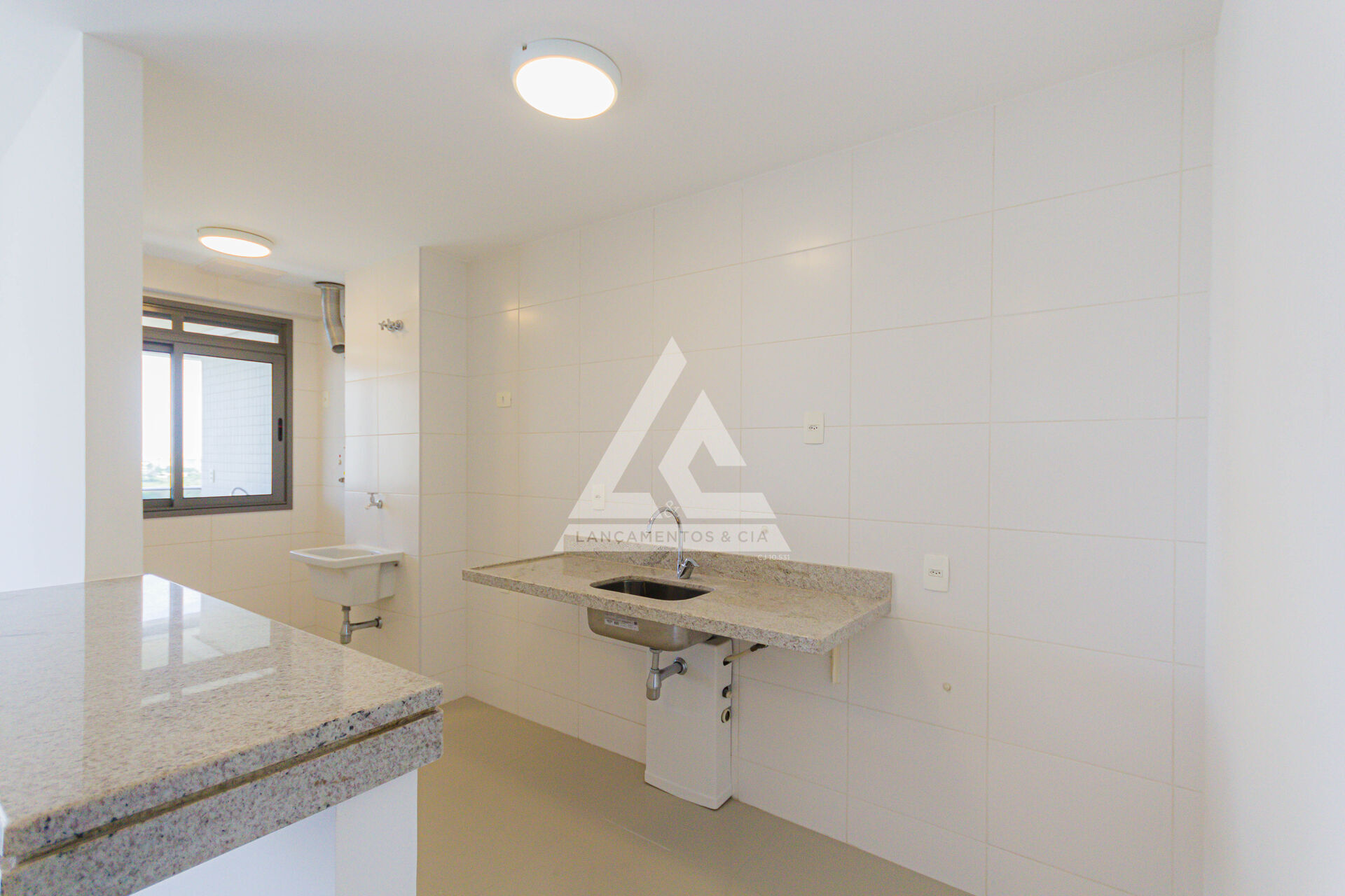 Apartamento à venda com 2 quartos, 86m² - Foto 16