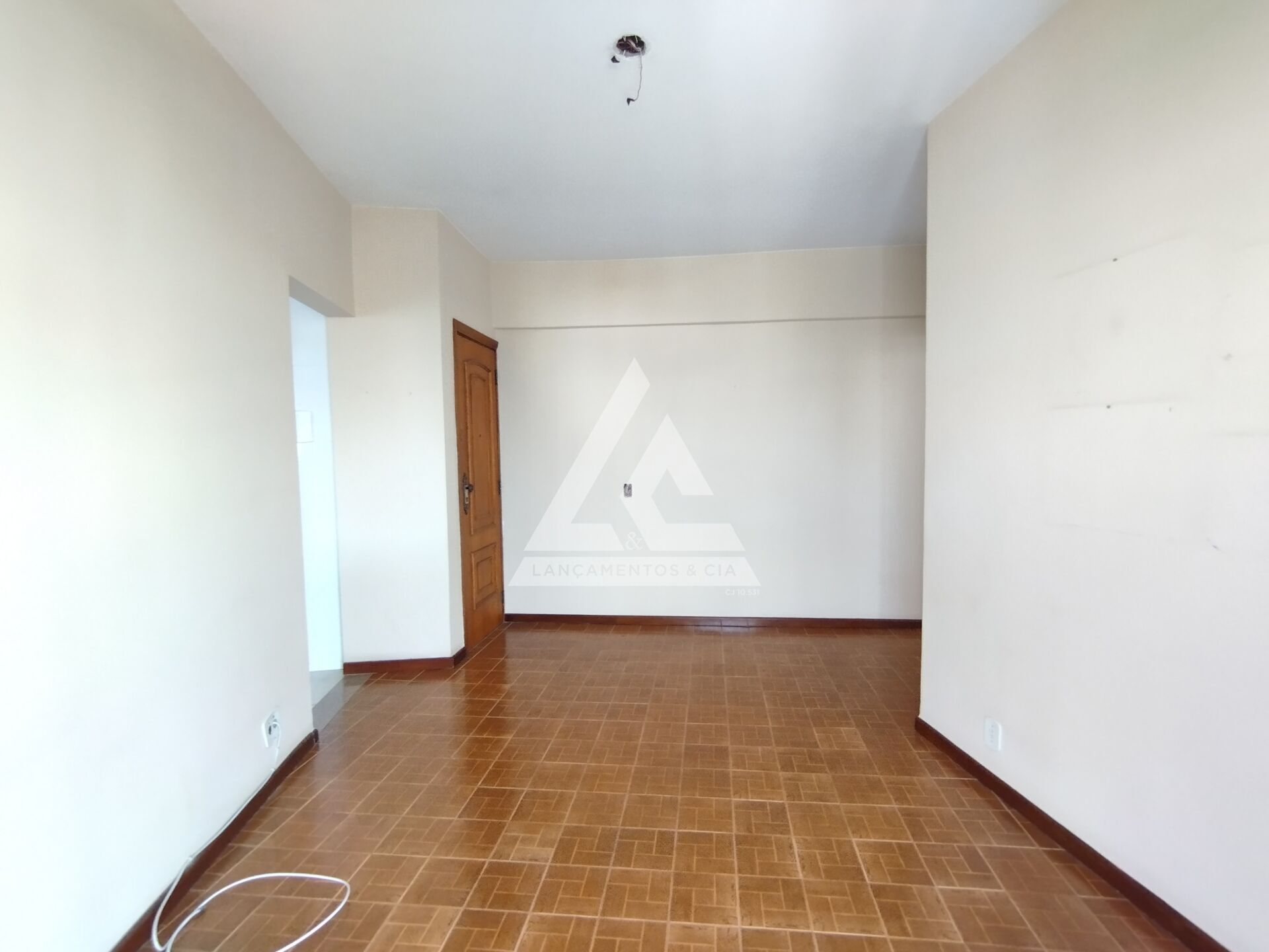 Apartamento à venda com 1 quarto, 56m² - Foto 5