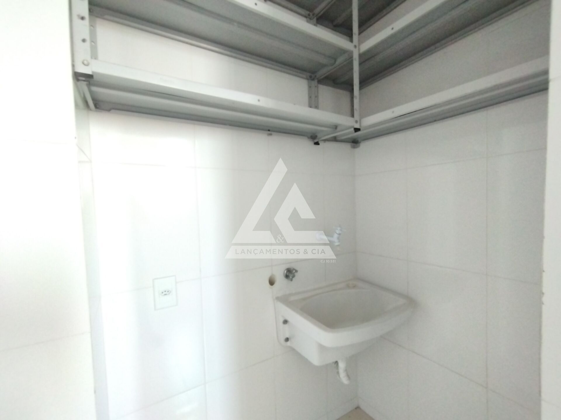 Apartamento à venda com 1 quarto, 56m² - Foto 14