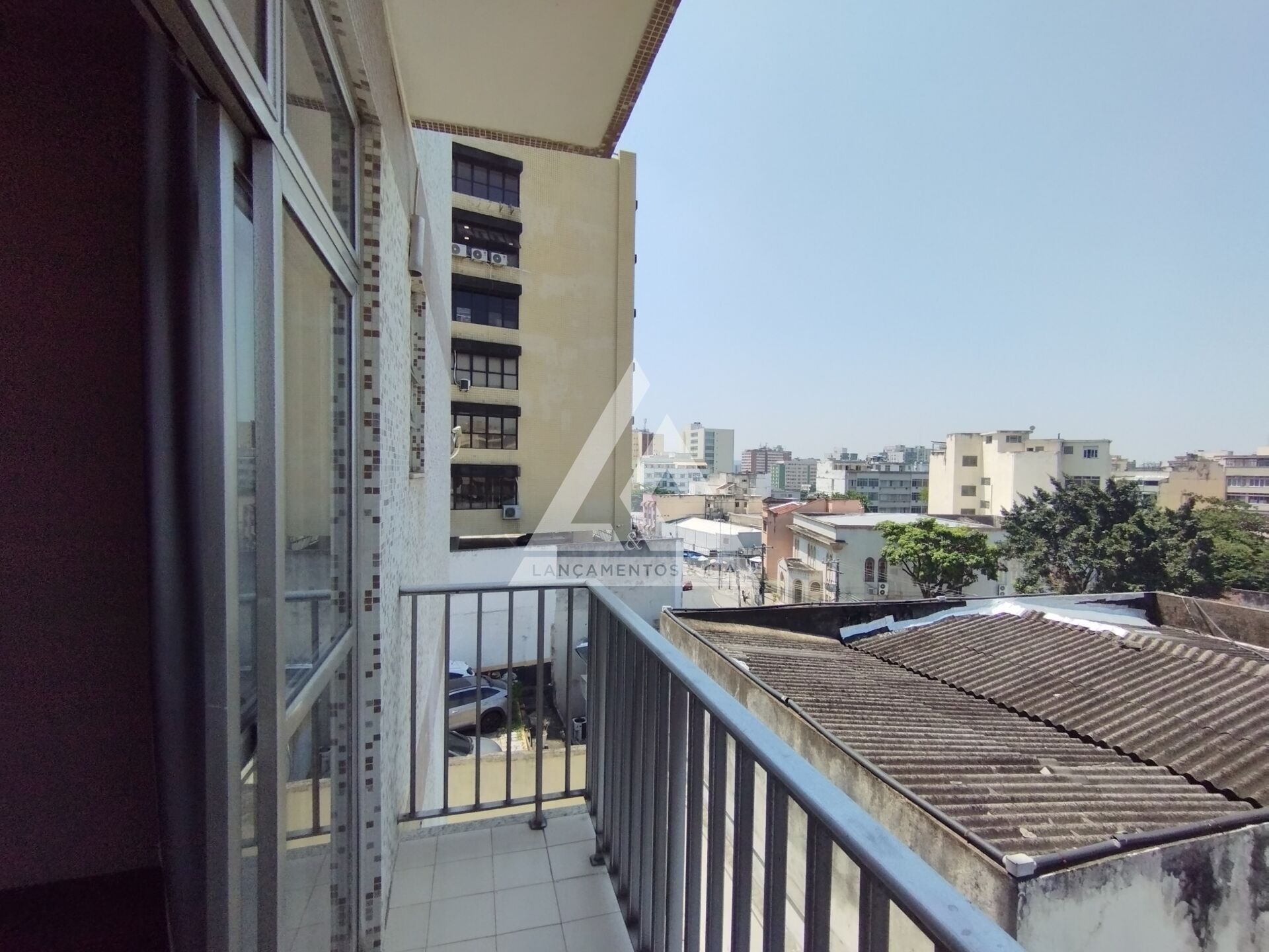 Apartamento à venda com 1 quarto, 56m² - Foto 6