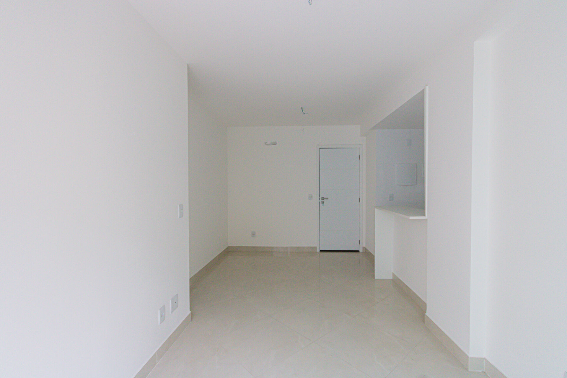 Apartamento à venda com 2 quartos, 64m² - Foto 8