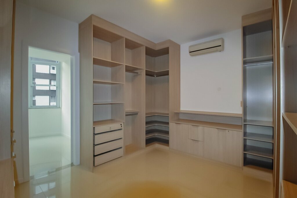 Apartamento à venda com 1 quarto, 120m² - Foto 33