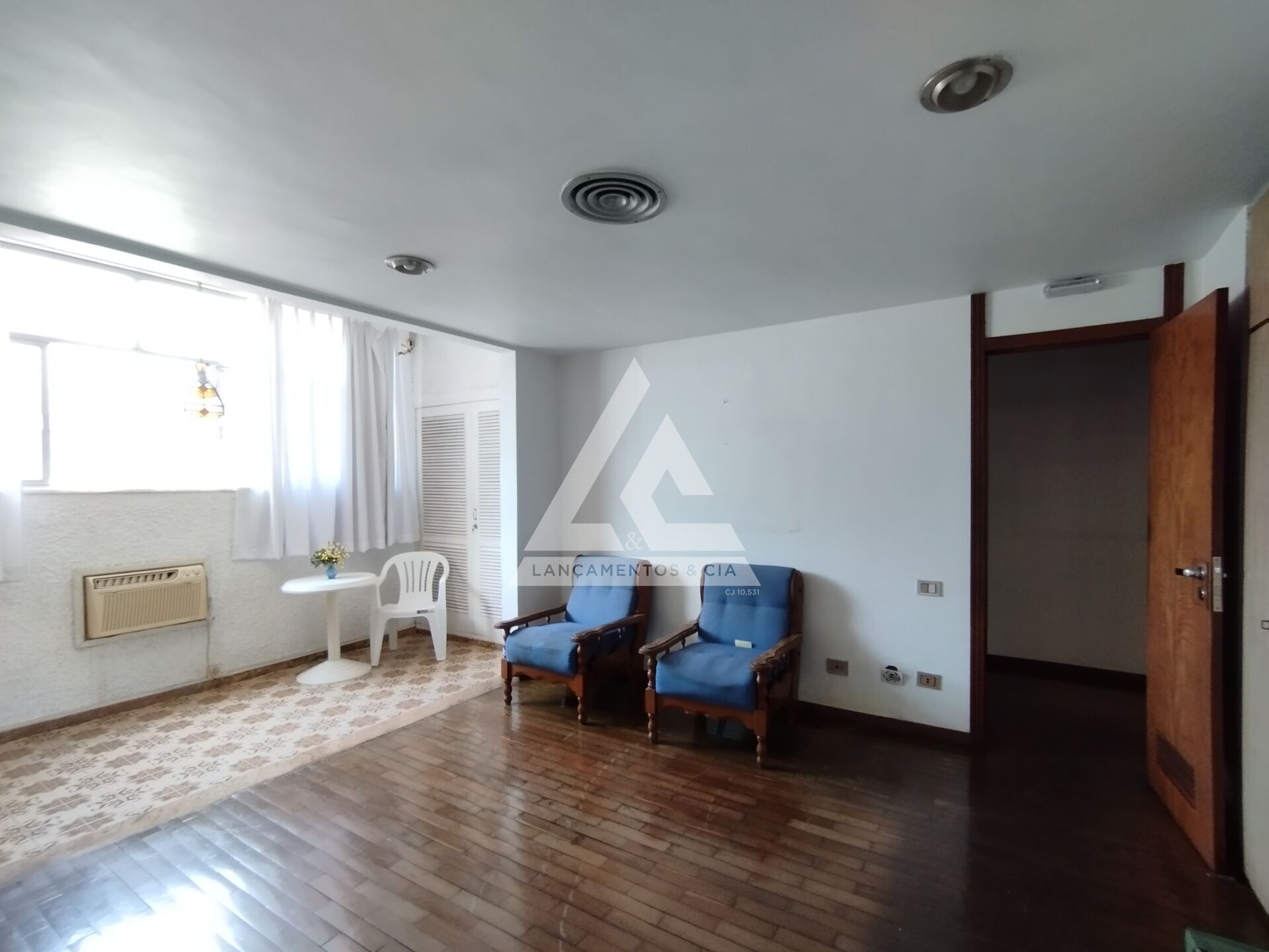 Apartamento à venda com 4 quartos, 280m² - Foto 18