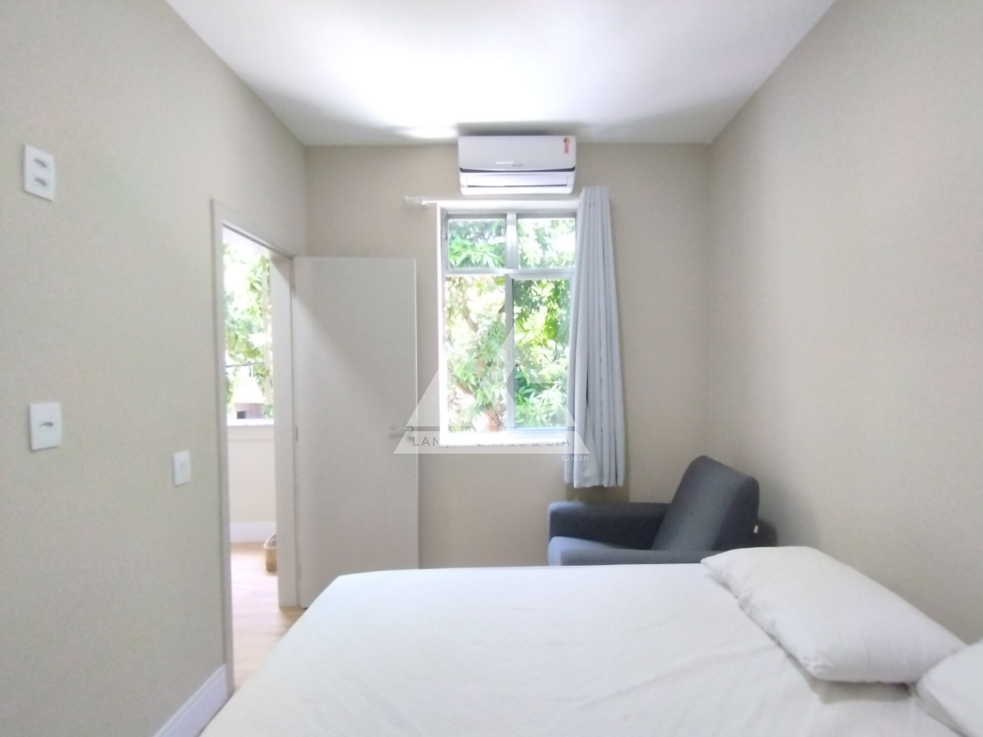 Apartamento à venda com 2 quartos, 51m² - Foto 17