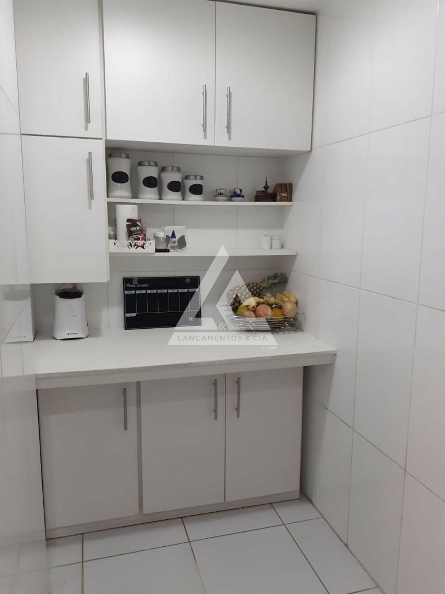 Apartamento à venda com 3 quartos, 94m² - Foto 14