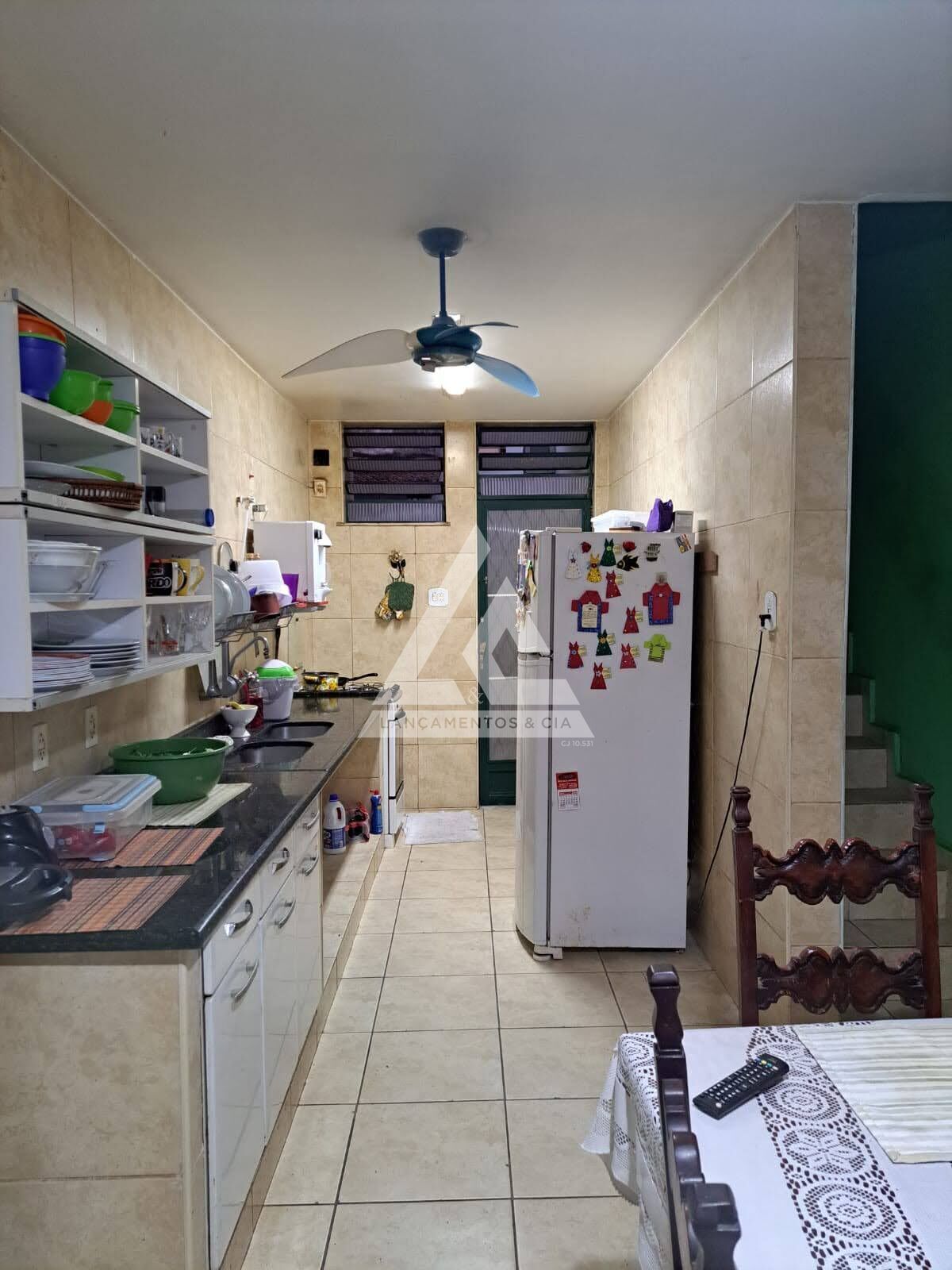 Casa à venda com 6 quartos, 163m² - Foto 14