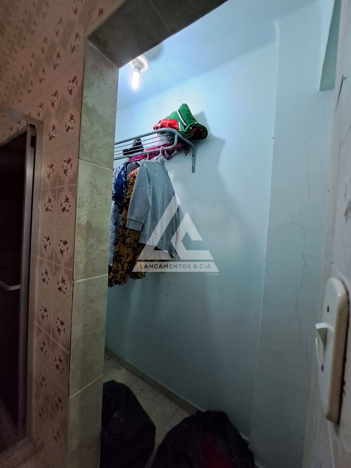 Casa à venda com 6 quartos, 163m² - Foto 11