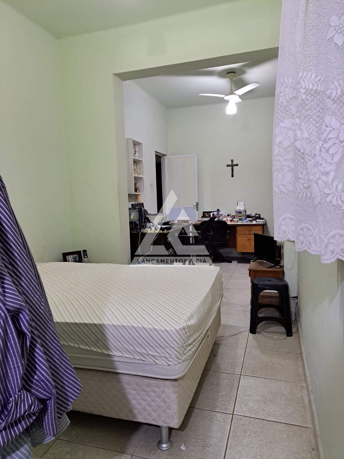 Casa à venda com 6 quartos, 163m² - Foto 16