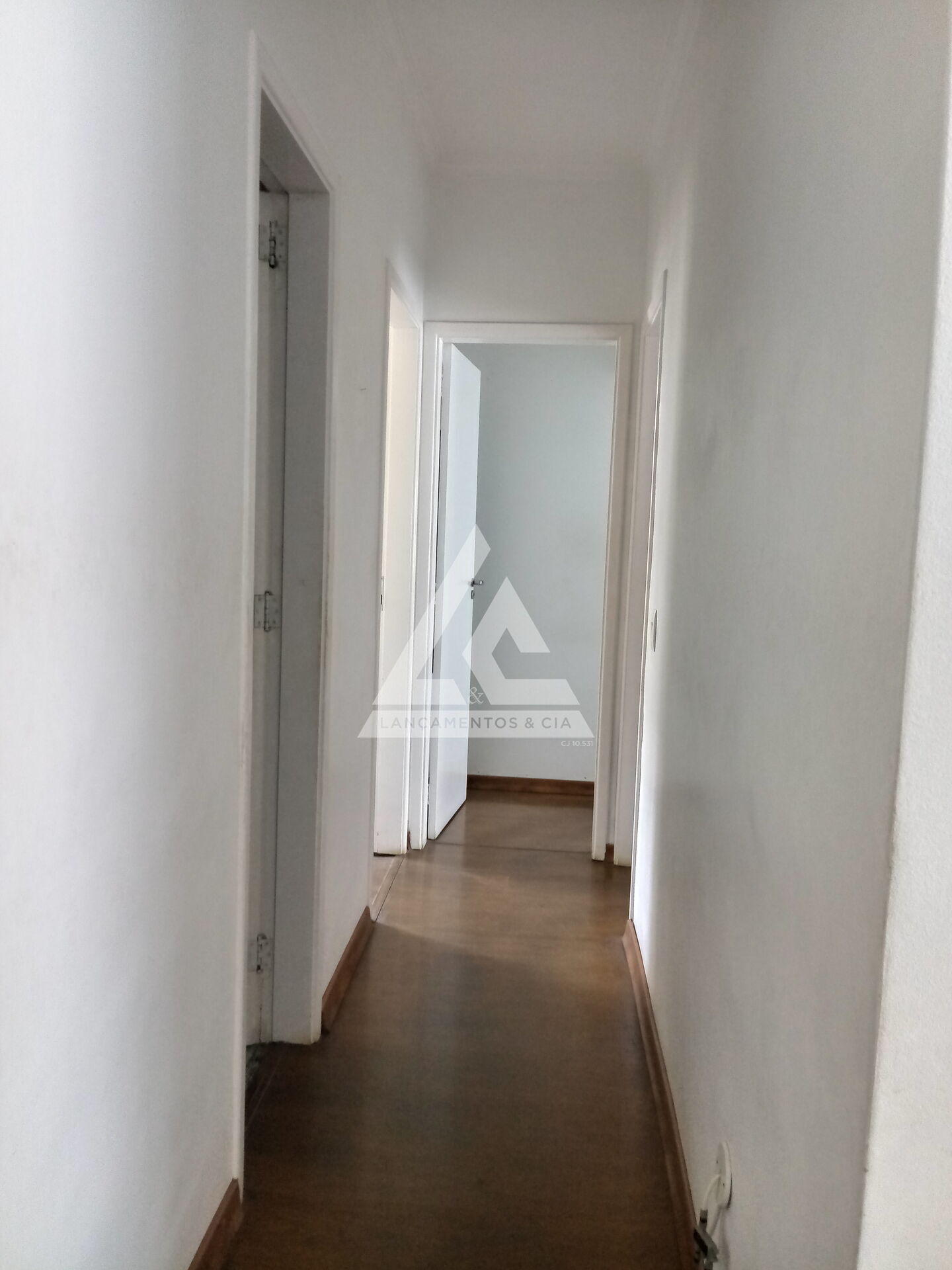 Apartamento à venda com 3 quartos, 68m² - Foto 5