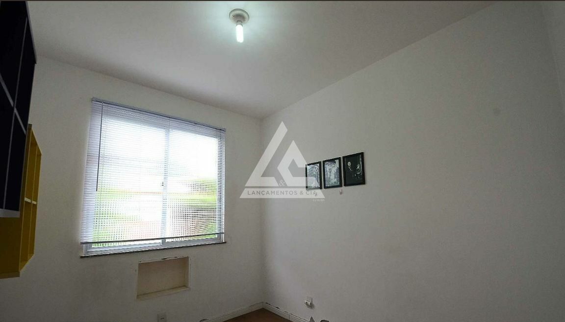 Apartamento à venda com 3 quartos, 60m² - Foto 3