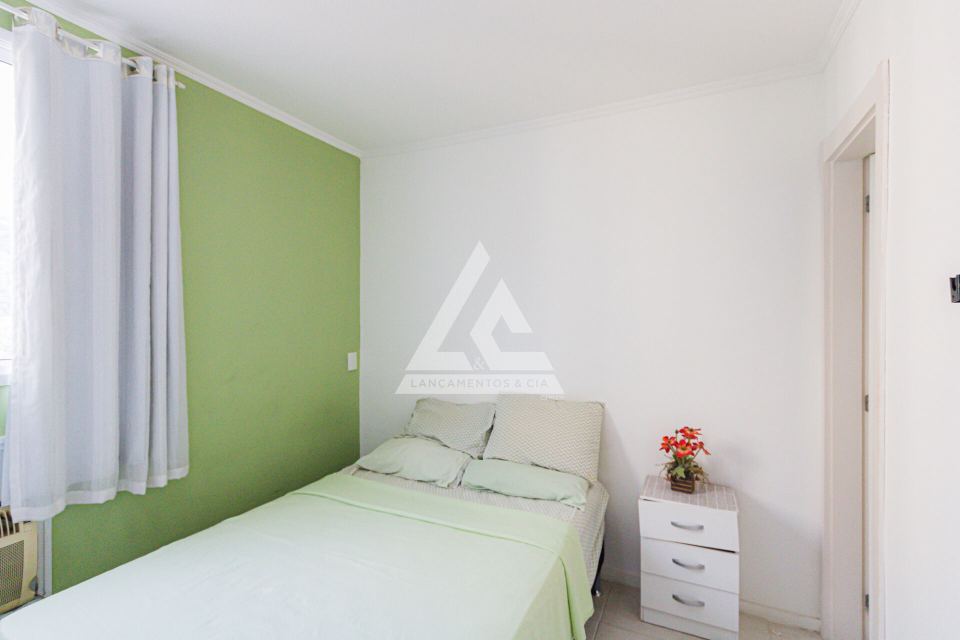 Apartamento à venda com 3 quartos, 70m² - Foto 12