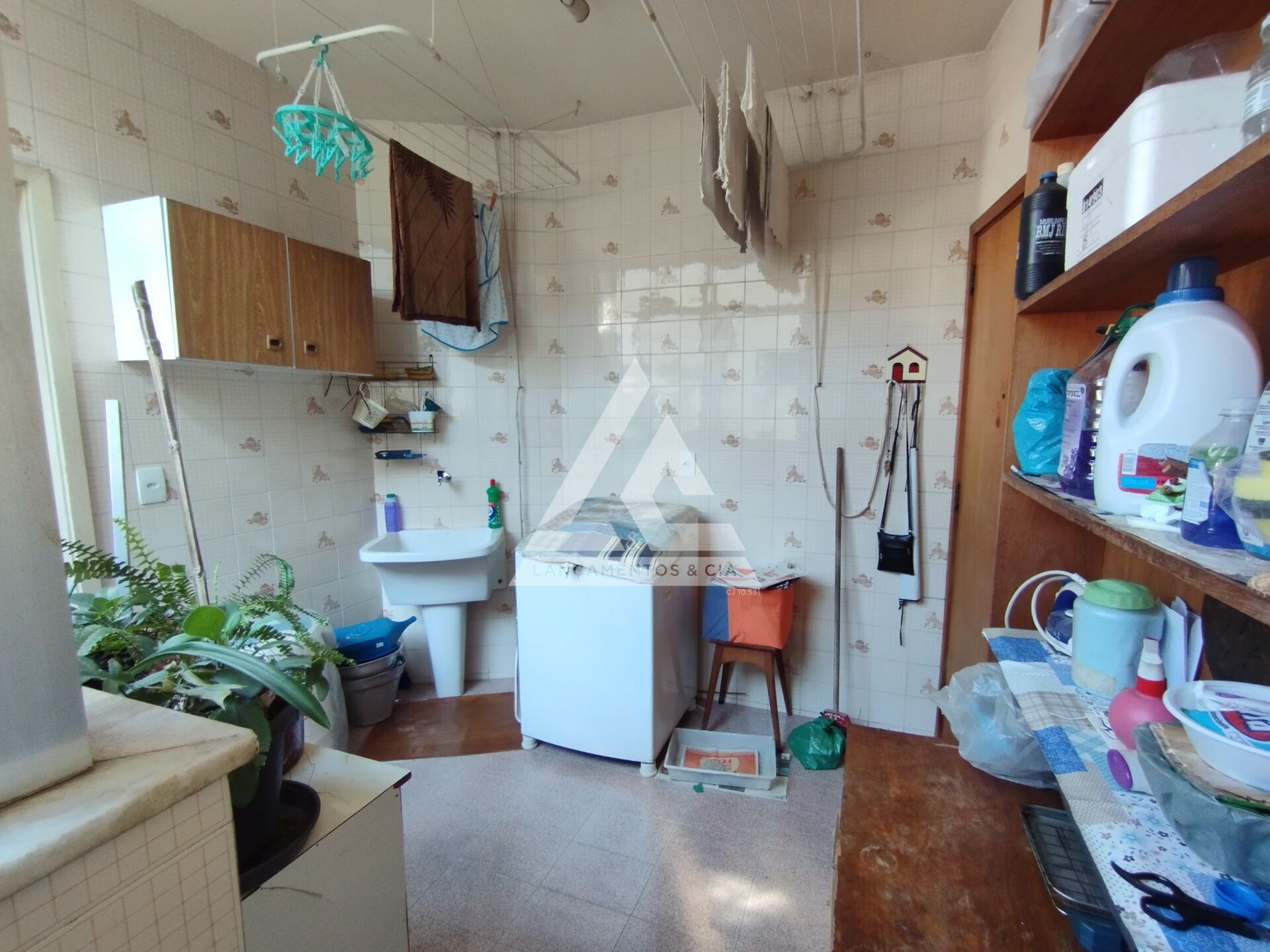 Apartamento à venda com 3 quartos, 121m² - Foto 23