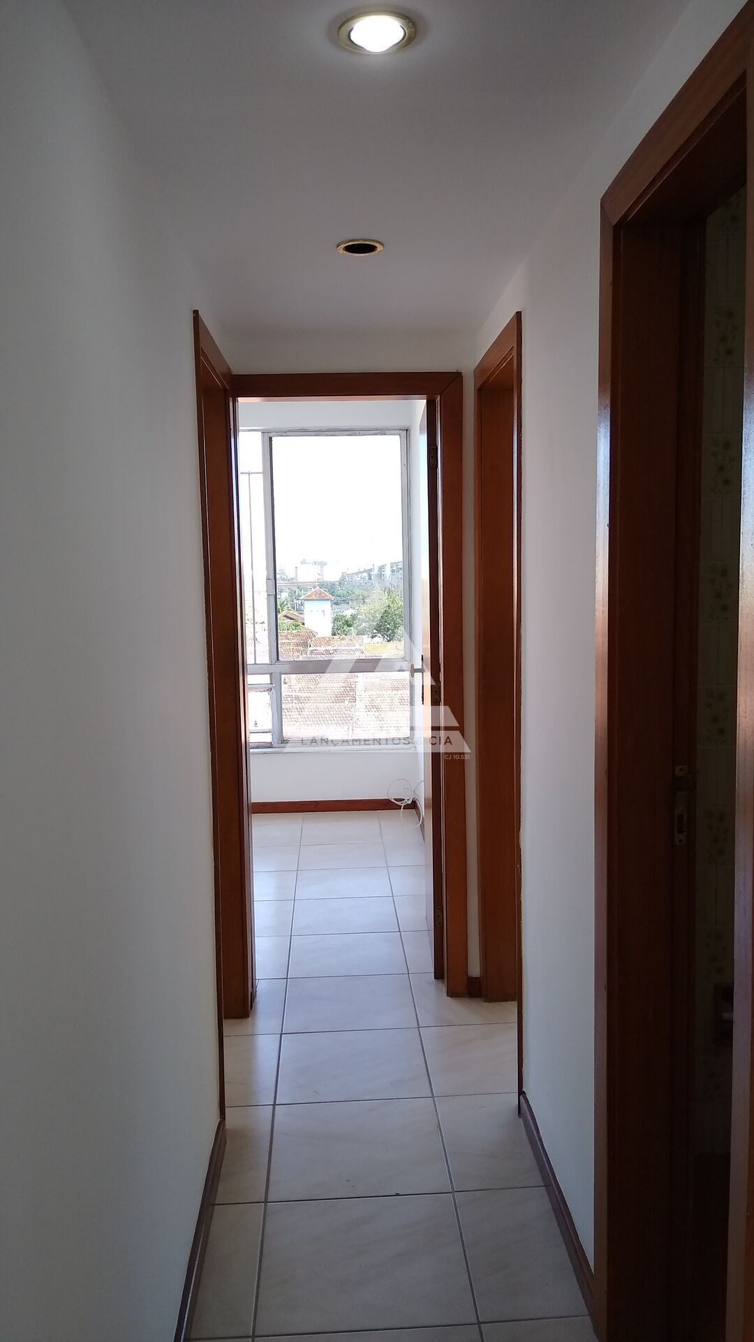 Apartamento à venda com 3 quartos, 100m² - Foto 9