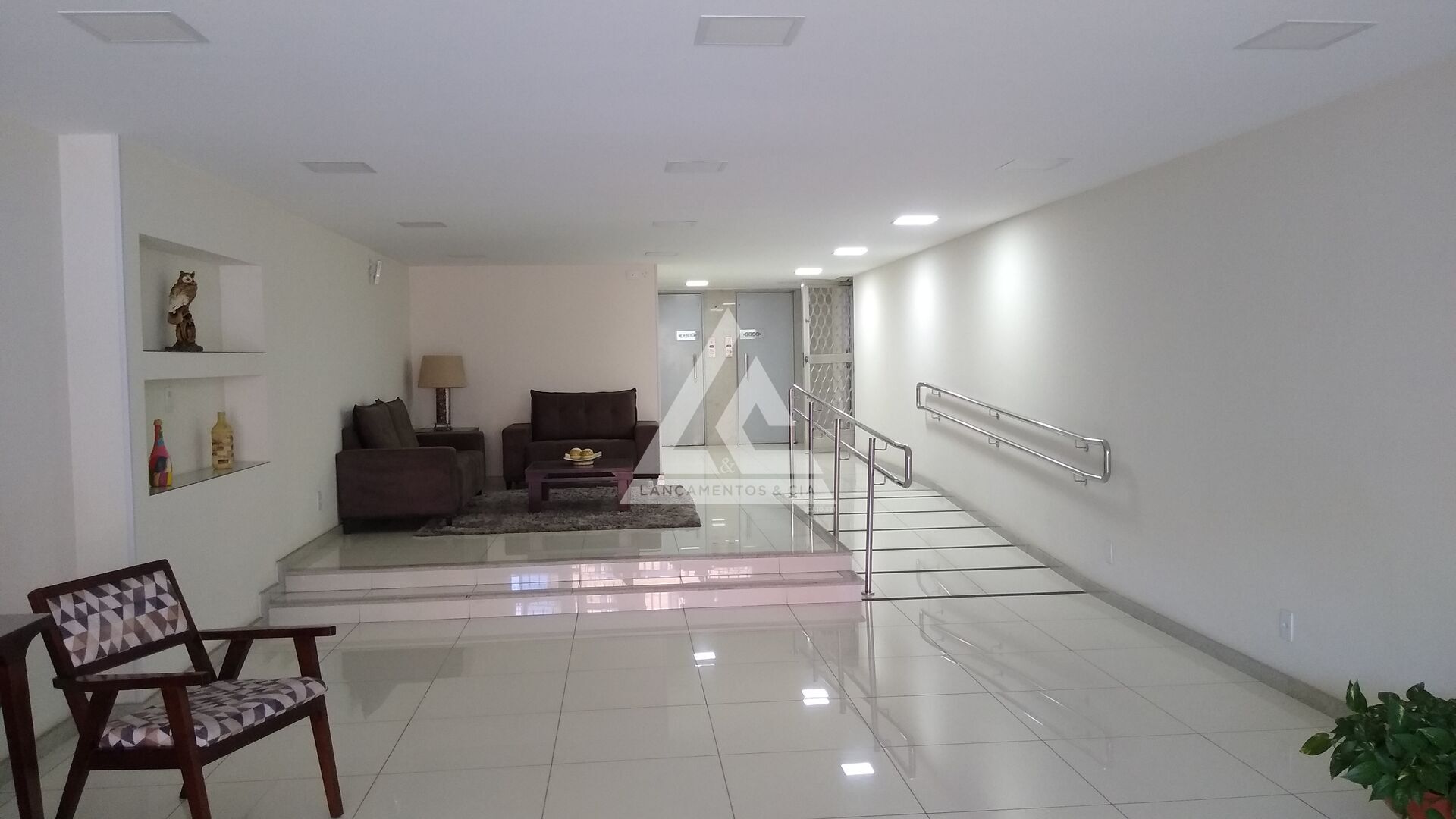 Apartamento à venda com 3 quartos, 100m² - Foto 5