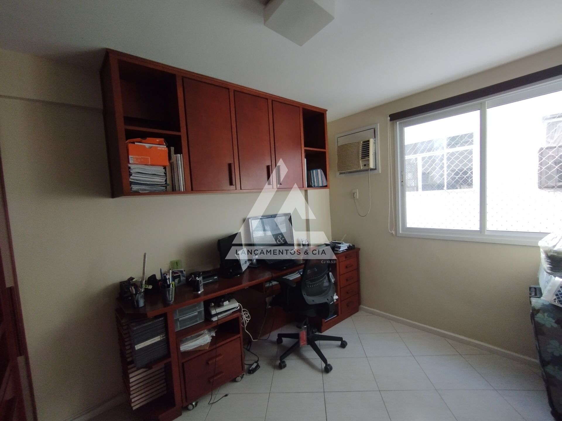 Apartamento à venda com 2 quartos, 62m² - Foto 14