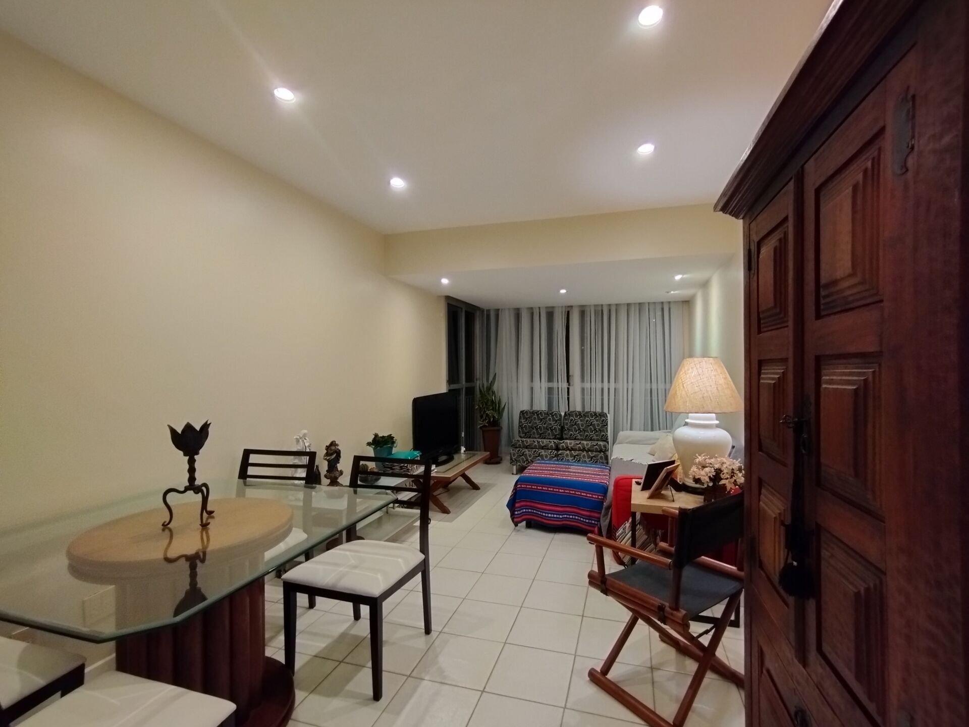 Apartamento para alugar com 3 quartos, 95m² - Foto 4