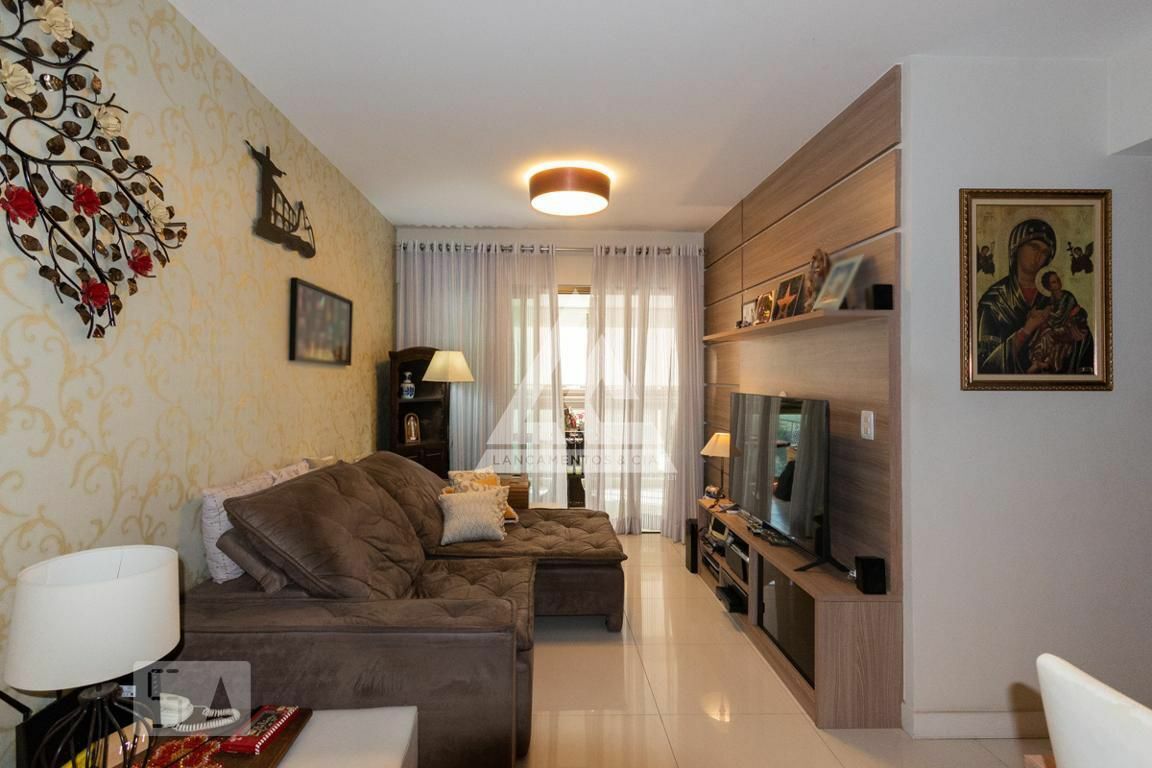 Apartamento à venda com 3 quartos, 88m² - Foto 2