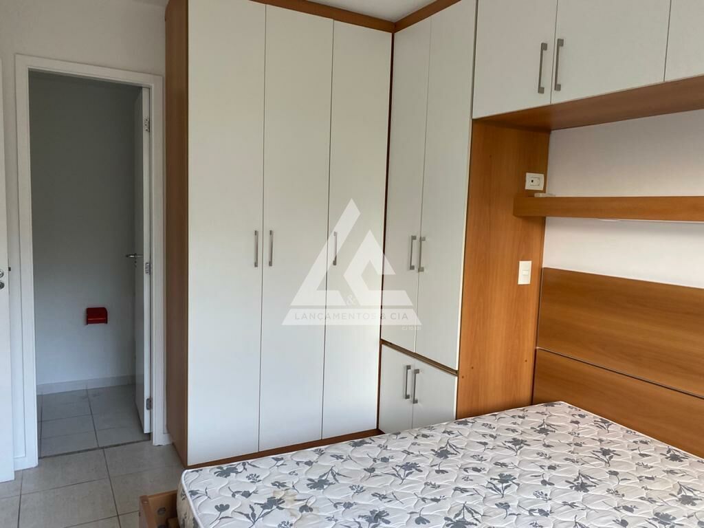 Apartamento à venda com 2 quartos, 62m² - Foto 10