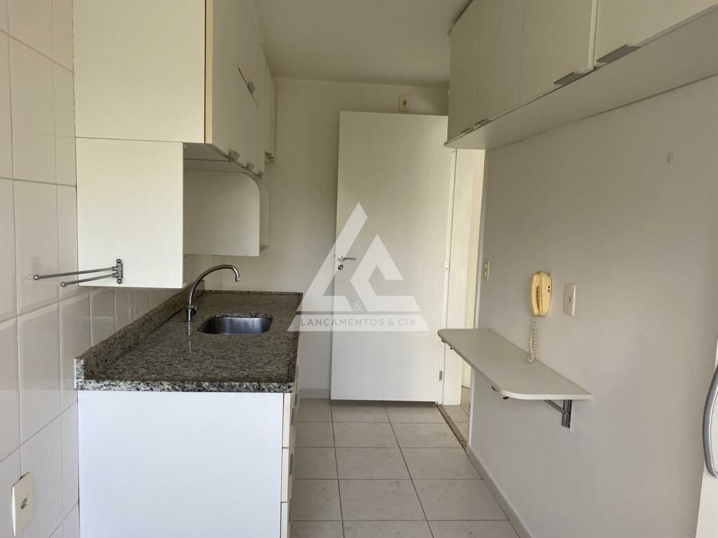 Apartamento à venda com 2 quartos, 62m² - Foto 12