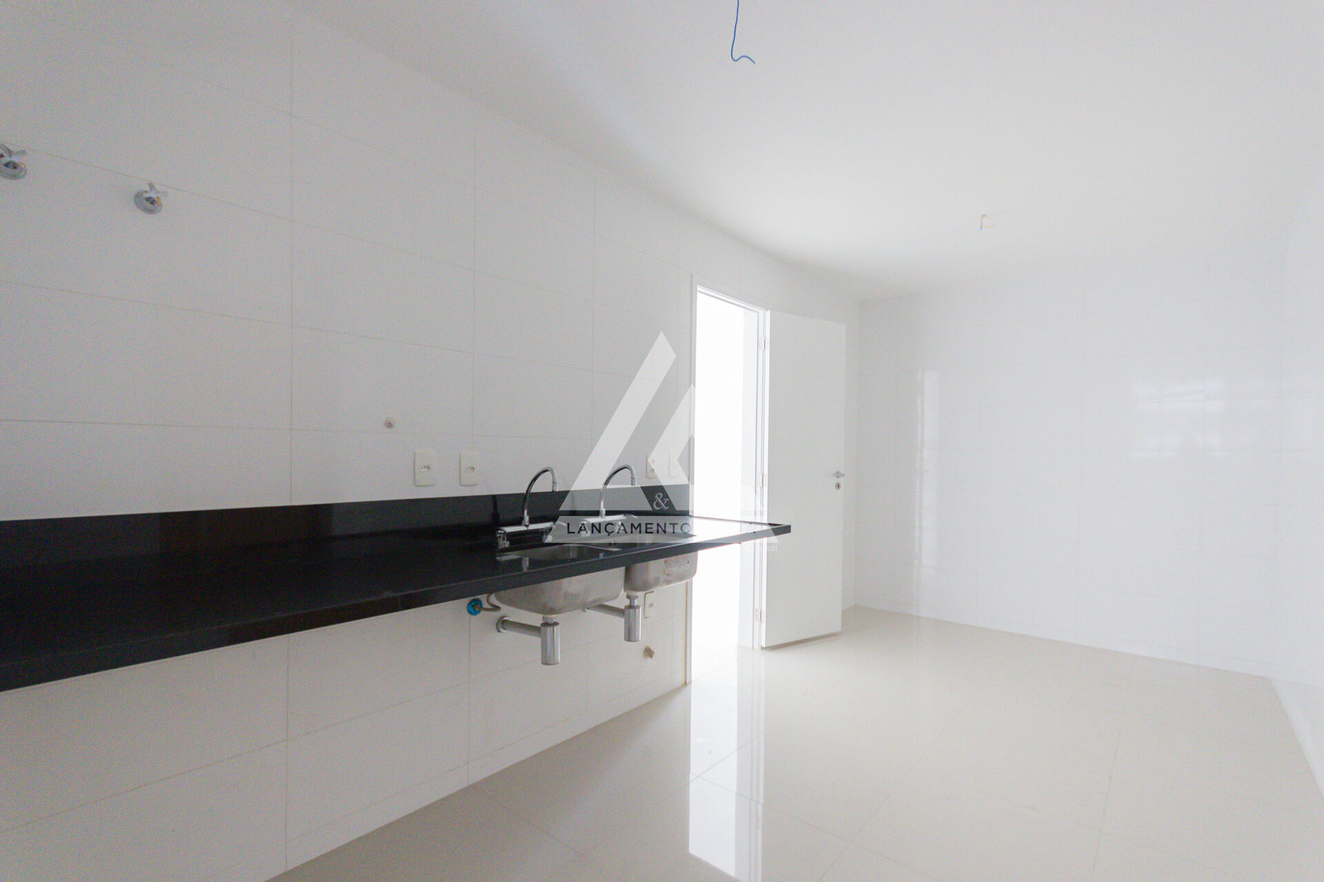 Apartamento à venda com 3 quartos, 175m² - Foto 19