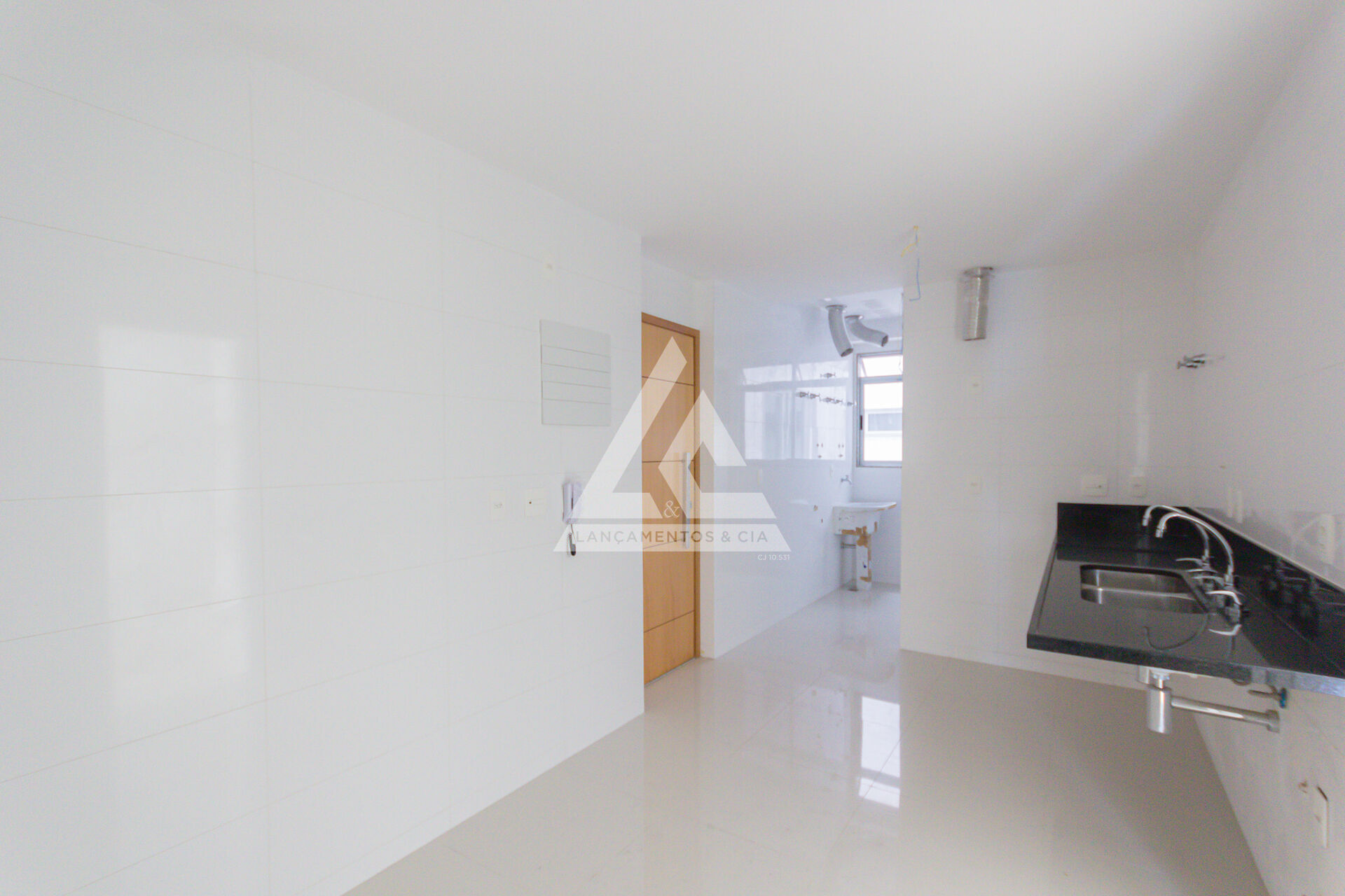 Apartamento à venda com 3 quartos, 175m² - Foto 18