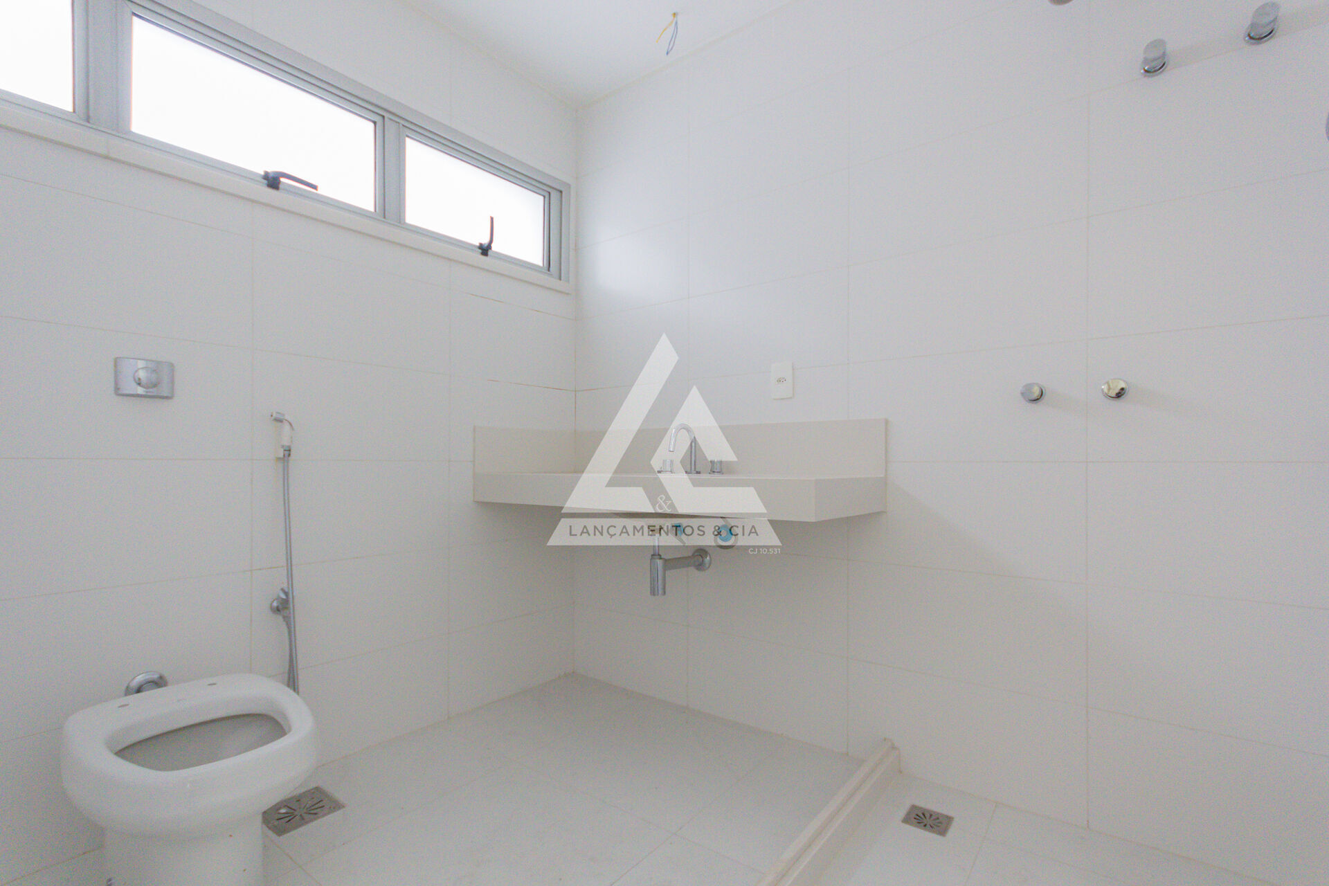 Apartamento à venda com 3 quartos, 175m² - Foto 16