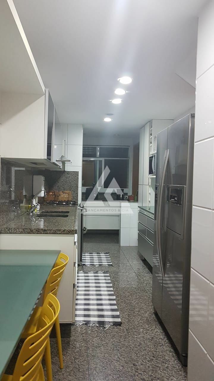 Cobertura à venda com 5 quartos, 266m² - Foto 21