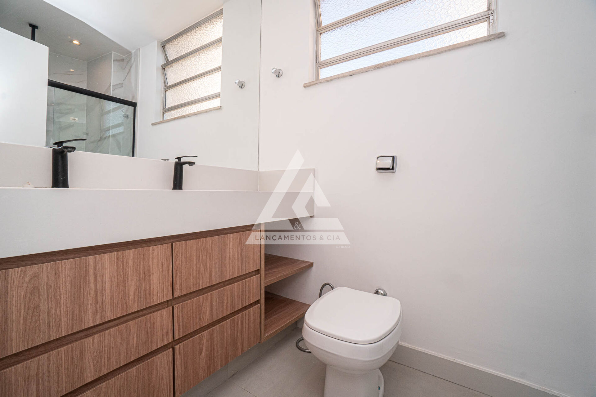 Apartamento à venda com 4 quartos, 130m² - Foto 26