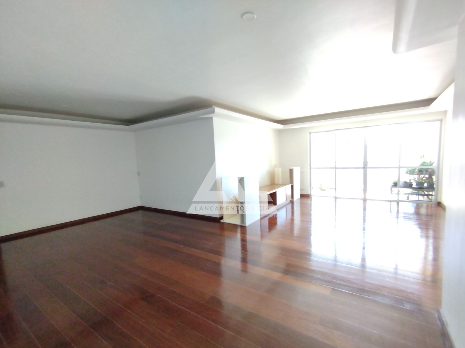 Apartamento à venda com 4 quartos, 180m² - Foto 5