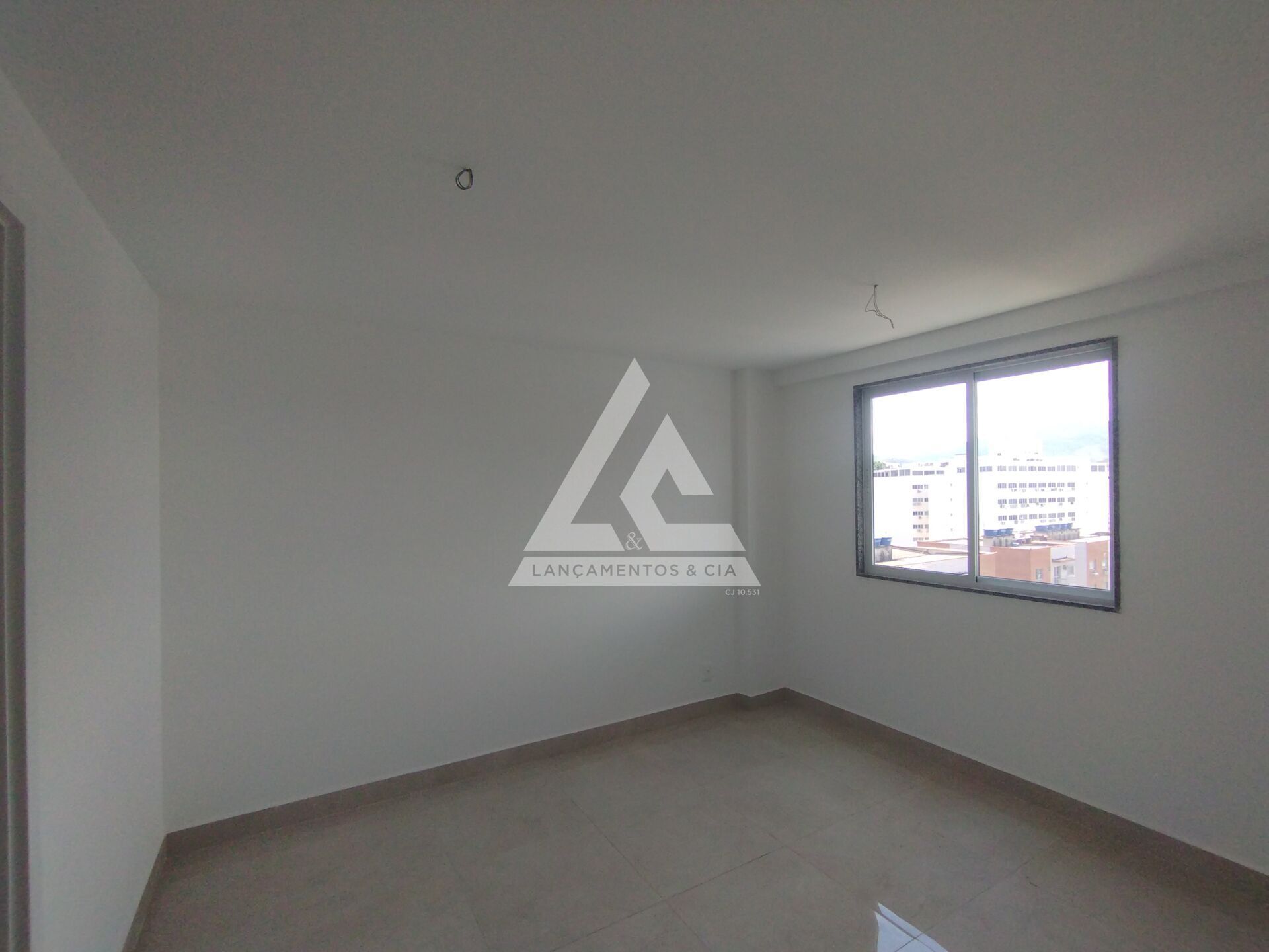 Apartamento à venda com 2 quartos, 68m² - Foto 15