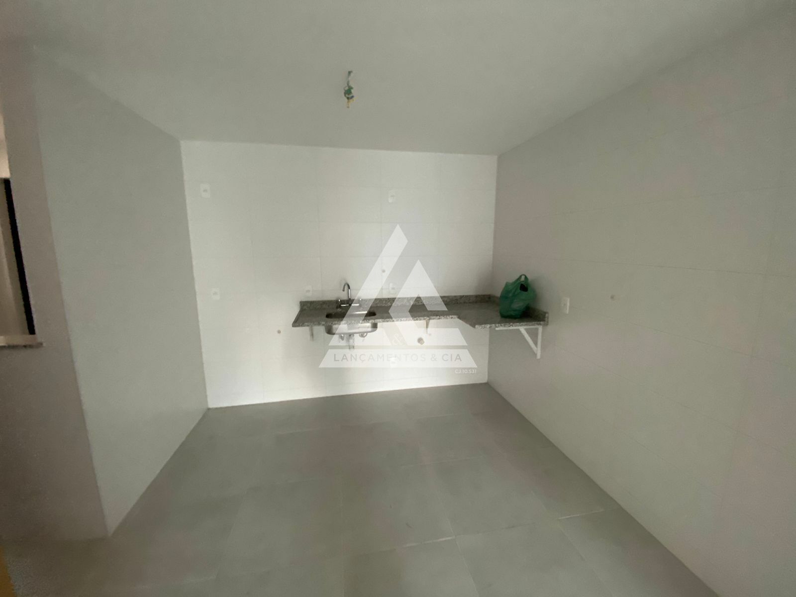 Apartamento à venda com 3 quartos, 102m² - Foto 10