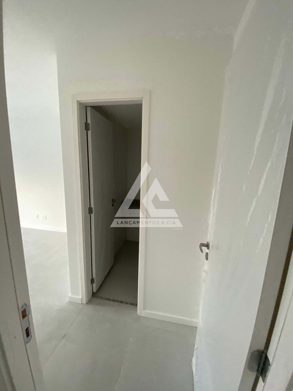 Apartamento à venda com 3 quartos, 102m² - Foto 12