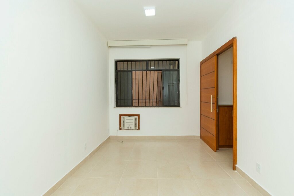 Apartamento à venda com 1 quarto, 42m² - Foto 26