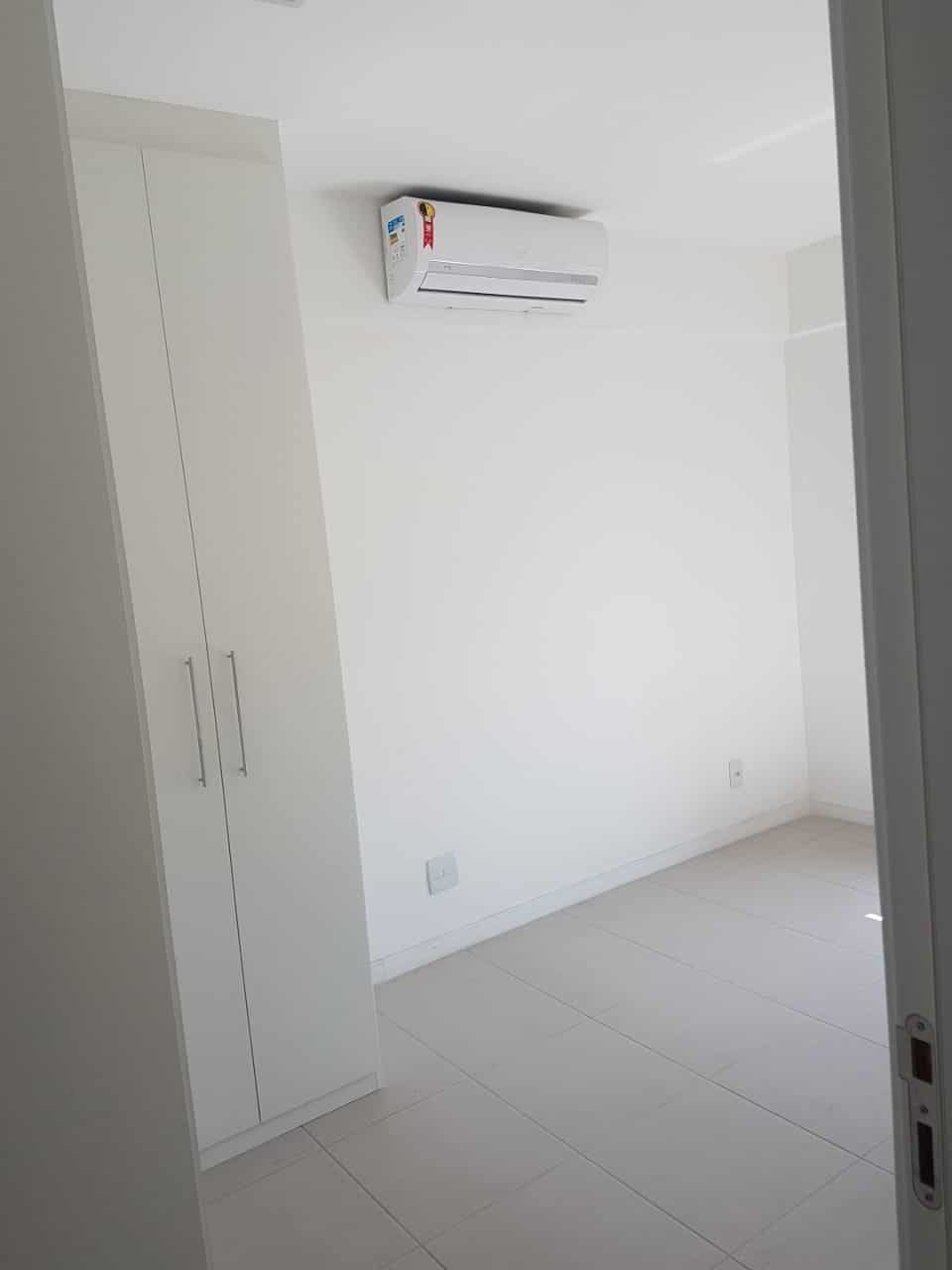 Apartamento à venda com 2 quartos, 75m² - Foto 5