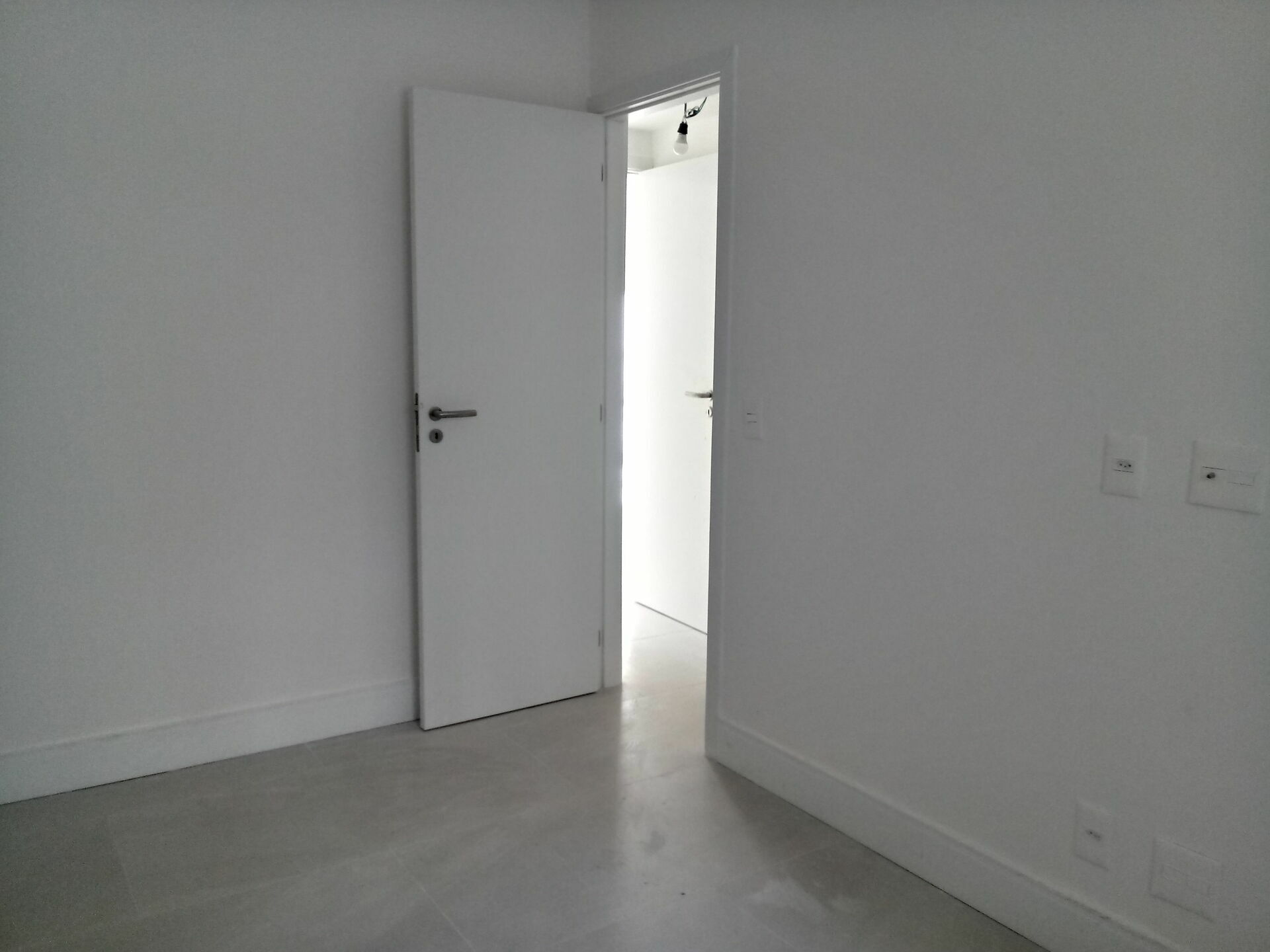 Apartamento à venda com 3 quartos, 117m² - Foto 13