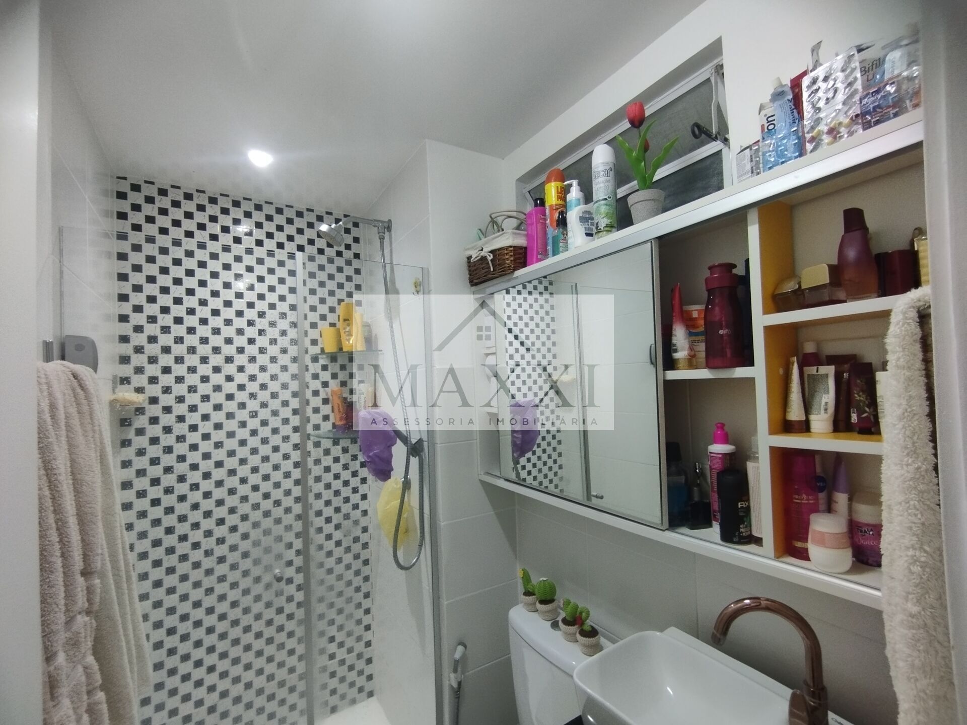 Apartamento à venda com 2 quartos, 45m² - Foto 11