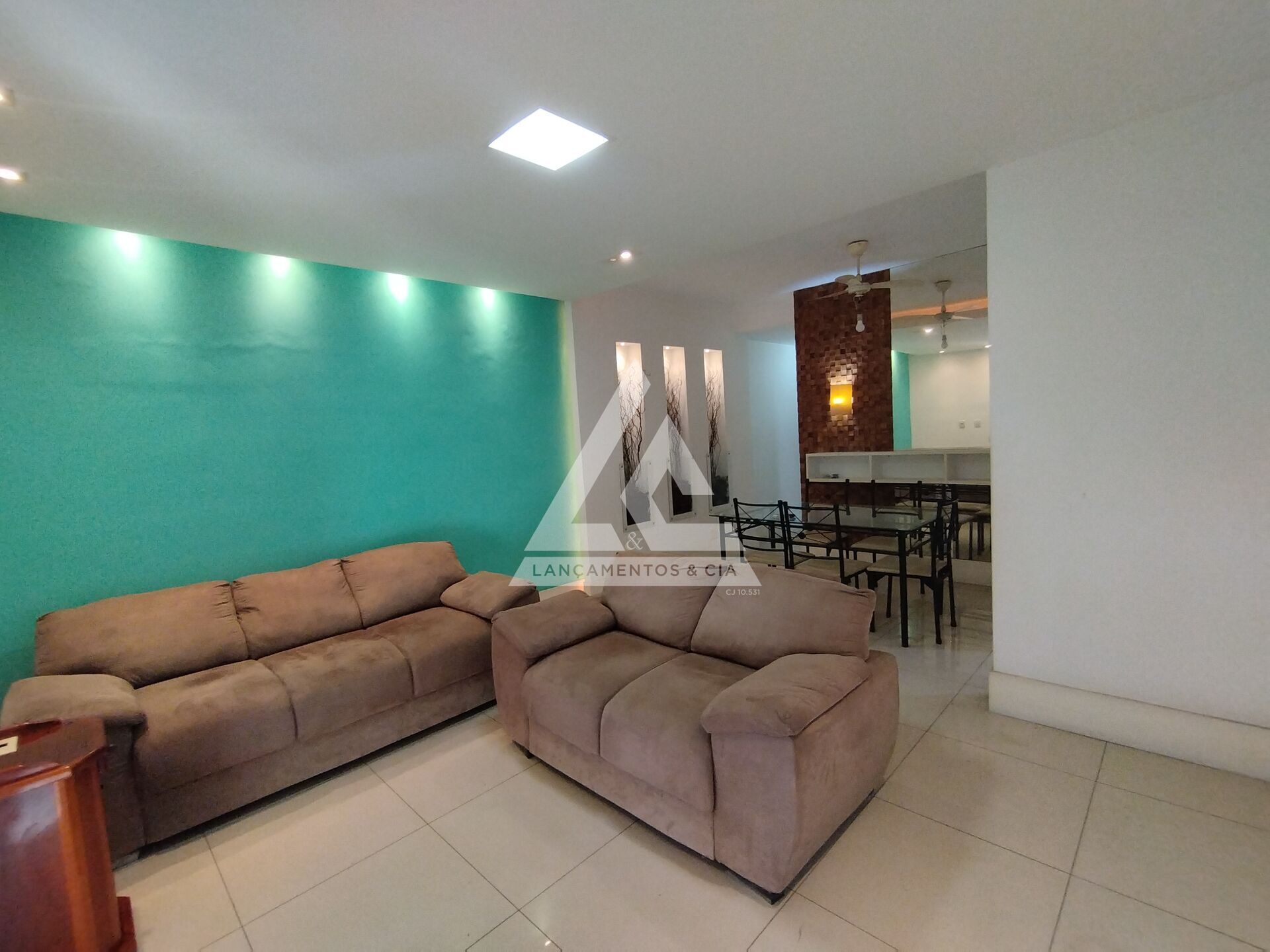 Apartamento à venda com 2 quartos, 120m² - Foto 1