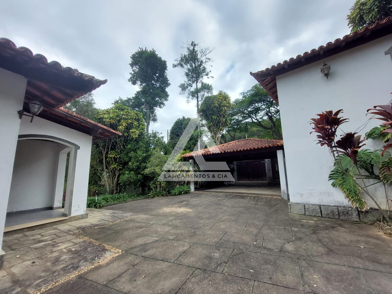 Casa à venda com 8 quartos, 500m² - Foto 18