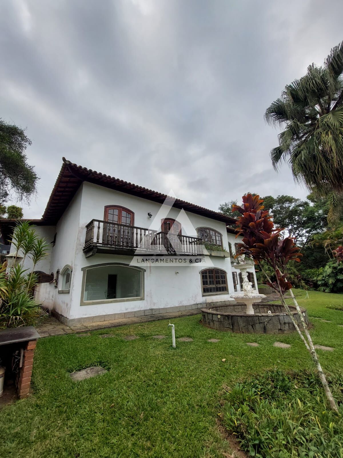 Casa à venda com 8 quartos, 500m² - Foto 11