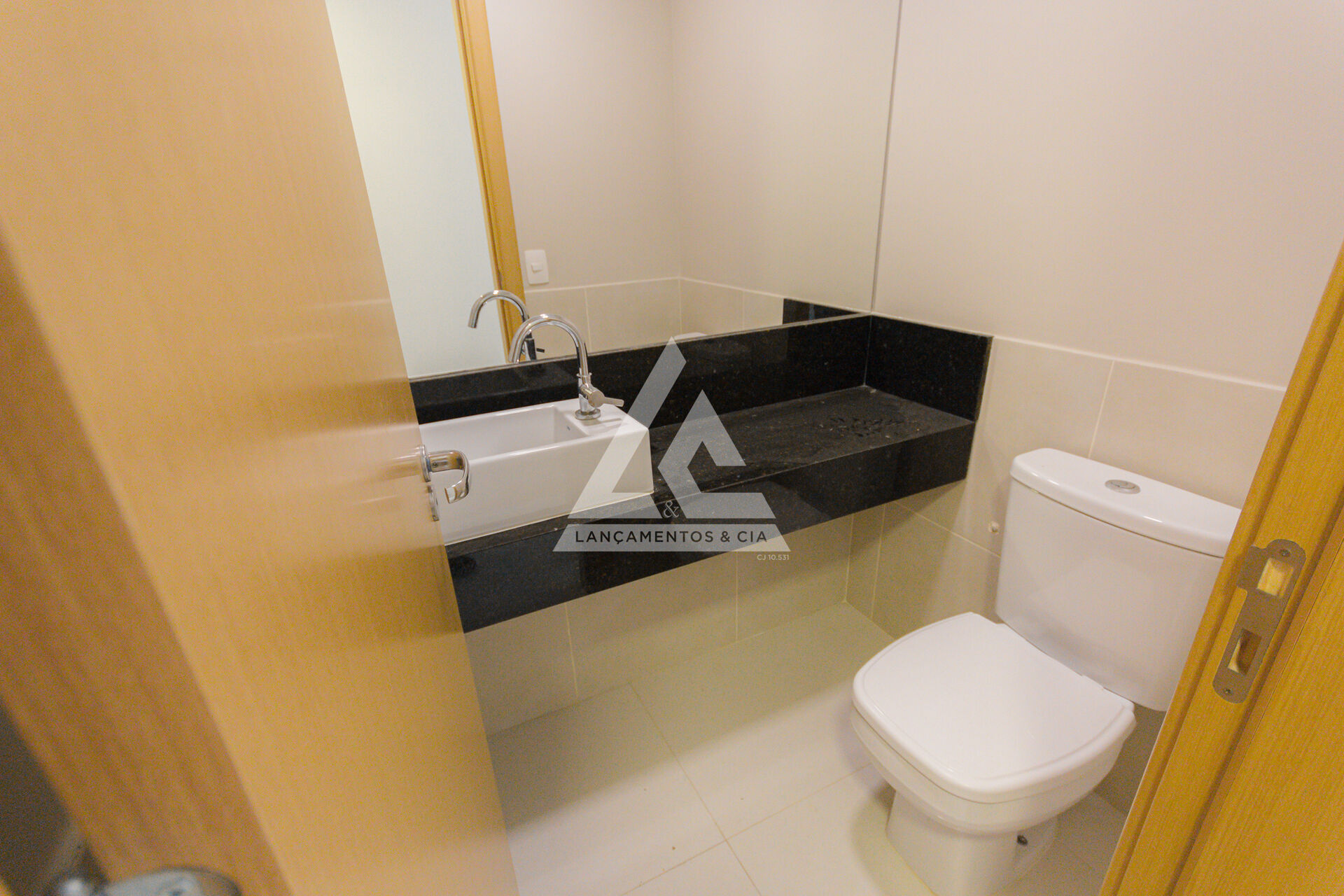 Apartamento à venda com 3 quartos, 93m² - Foto 7